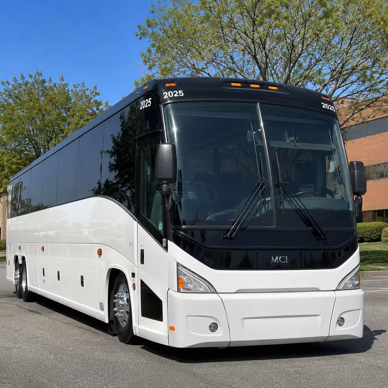 construction and worksite shuttle buses near citrus heights